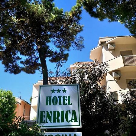 Hotel Enrica Cervia Bagian luar foto